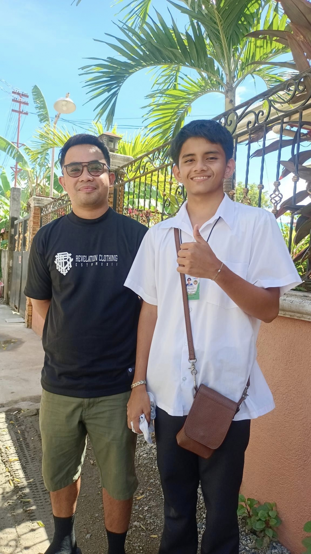 雖然Gopi每天很忙，但沒有放棄學業，在學校表現一樣良好。