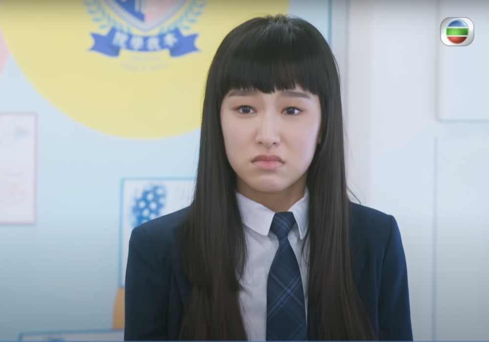 網民搞笑表示,說不定孩子寧願賠錢也不要寫試卷。