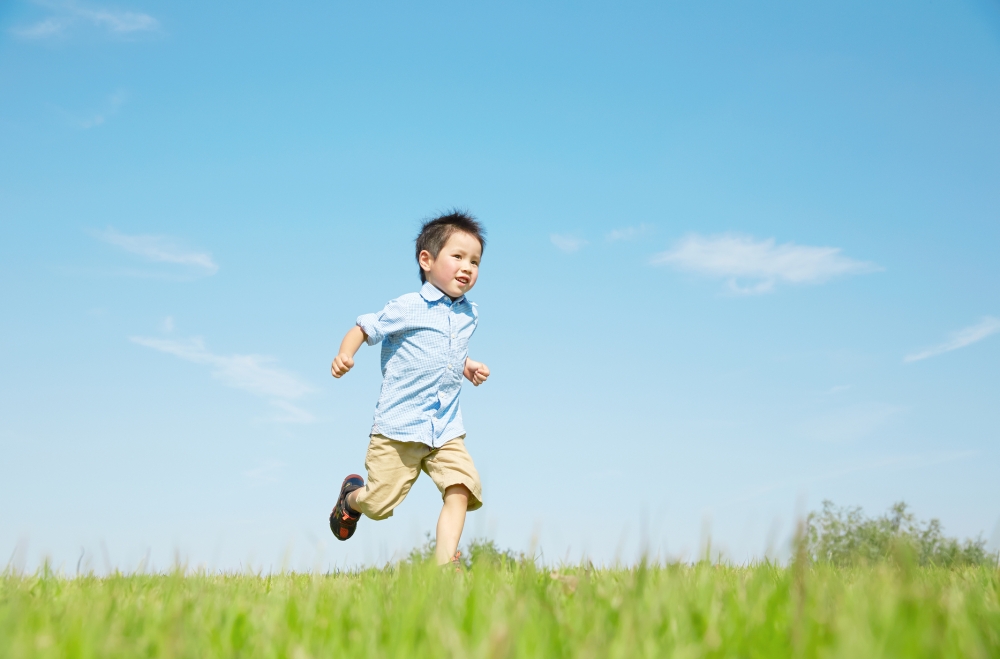 台灣有位媽媽擔心兒子養成裸跑習慣。