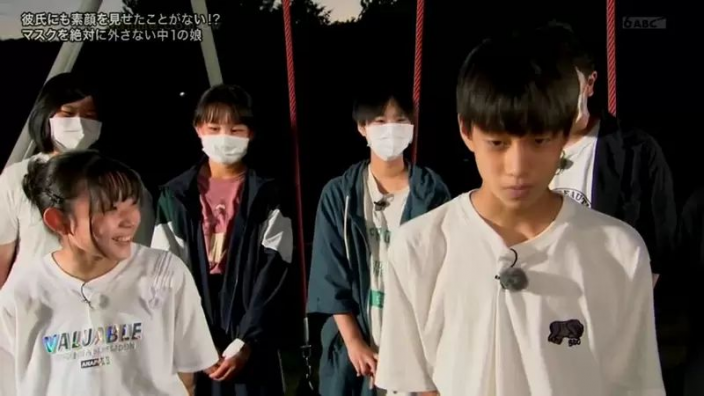 研究發現青少年習慣戴口罩，會造成社交上的問題。