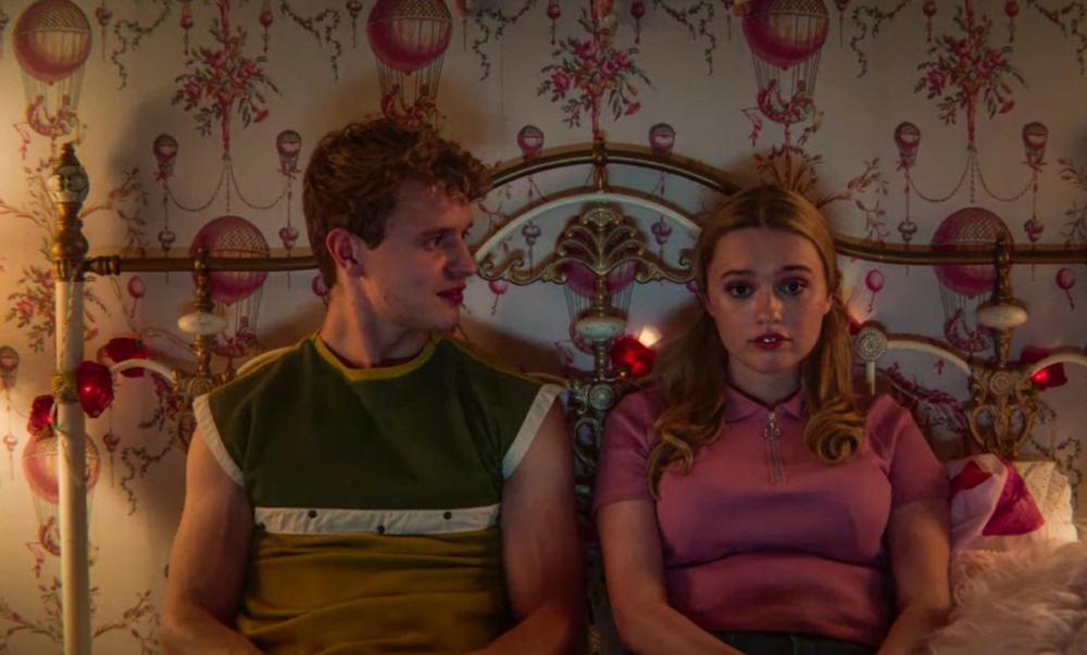 青春期的子女對男女關係充滿好奇