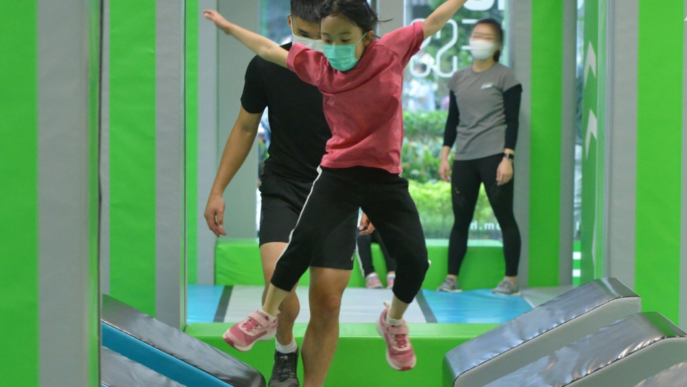 有些關卡鍛煉小朋友的跳躍能力