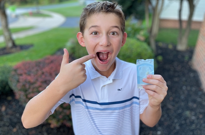 美國9歲男童Ryan成為最早剝智慧齒的人士。