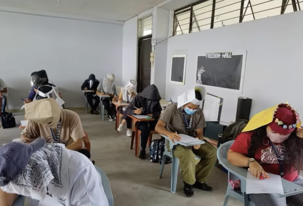 菲律賓有間大學，學生自製「防作弊裝置」