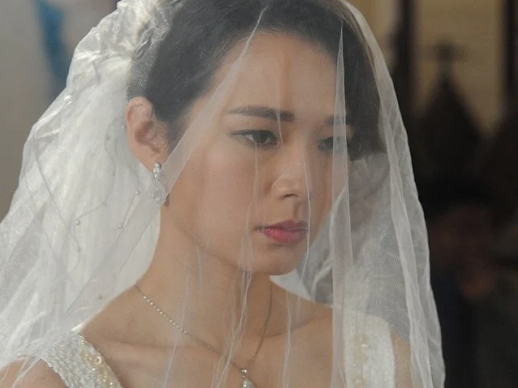 新娘見狀立即霸氣護夫