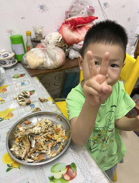 兩子一改先前愛惜生命的態度