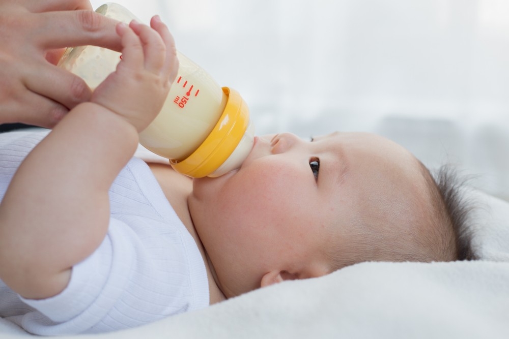 意外發生後，女子曾不敢親餵孩子。