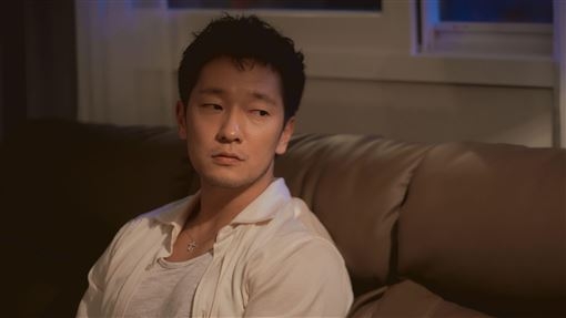 網民轉向同情老闆的遭遇，同意報警本就是他的權益