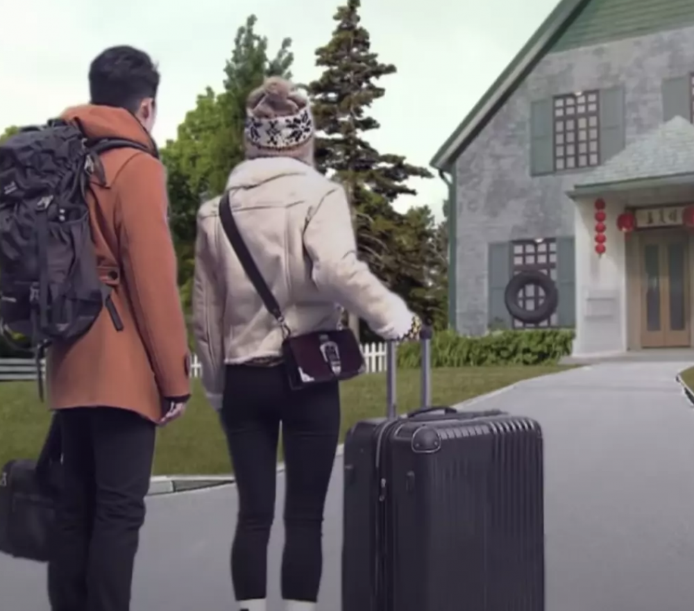 事主指自己還有100小時便要舉家移民