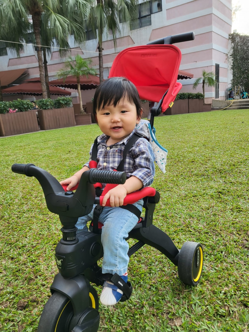 現在Jacob差不多一歲,活潑精靈。