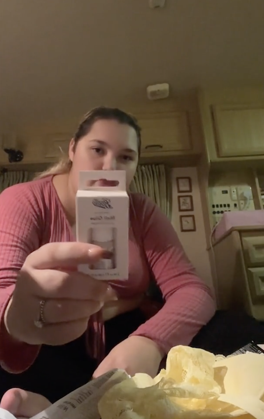 網民善意提醒她可將嬰兒用品重複使用