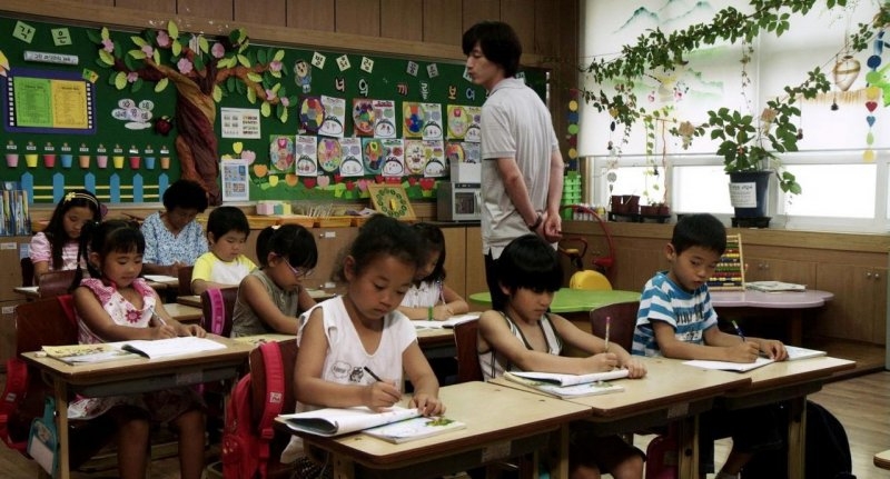 日本中小學依然有近4成都是蹲廁，不少學童都不敢去蹲廁