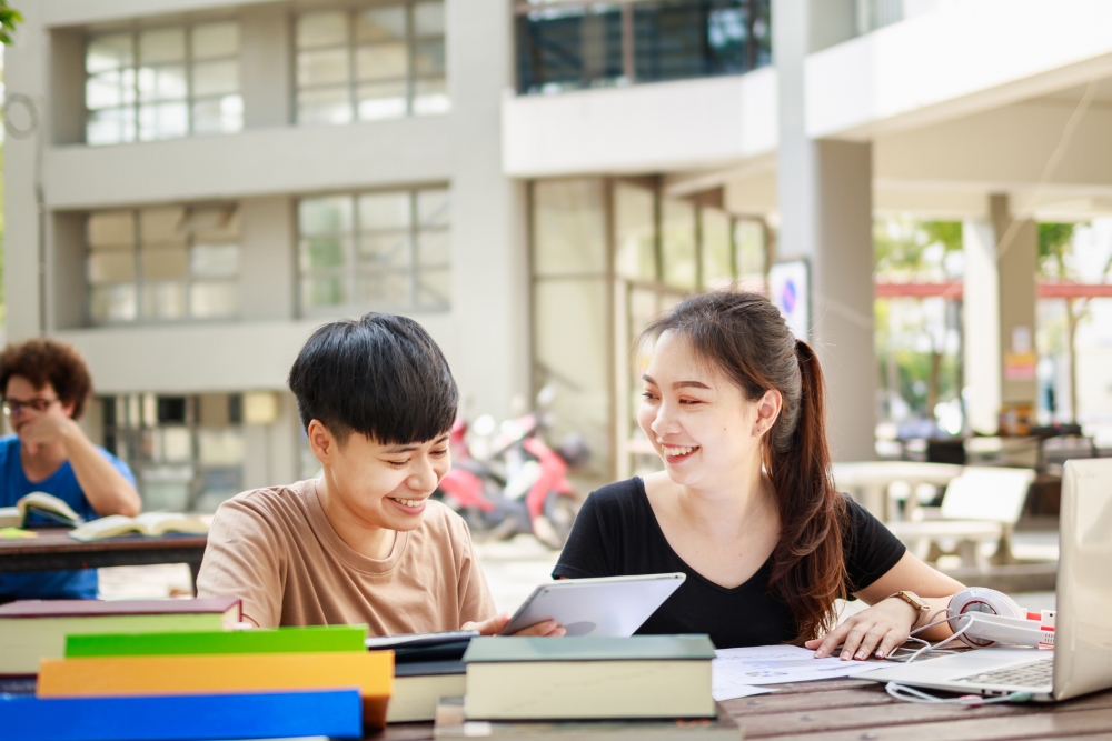 應屆中學畢業生如果想升讀大學,由現在起就要開始準備啦