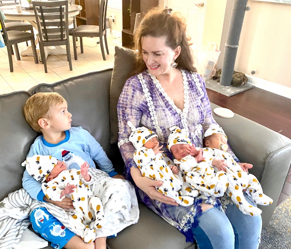 Gaby的其他子女會幫忙照顧4胞胎