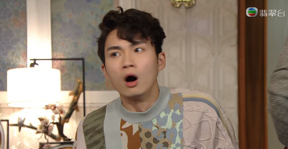 兒子不解明明父親擁有博士學歷,薪金卻不成正比