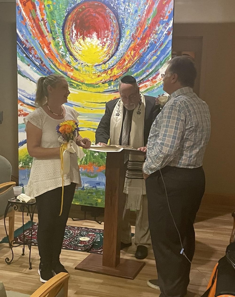 美國男子Daniel在手術前夕和未婚妻在醫院教堂完婚。