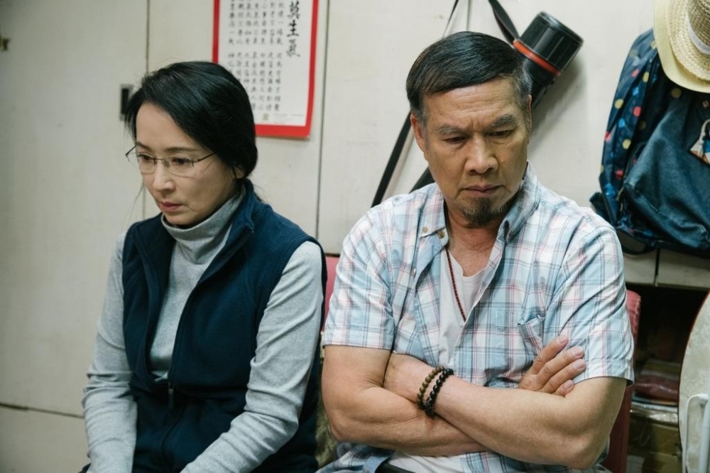 港男說父母成世人都是租樓，沒有置業打算。