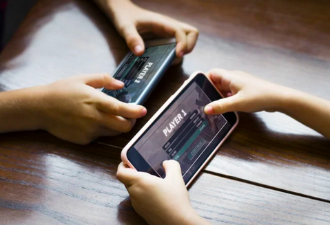 兒子變得無皇管,沉迷上網打機