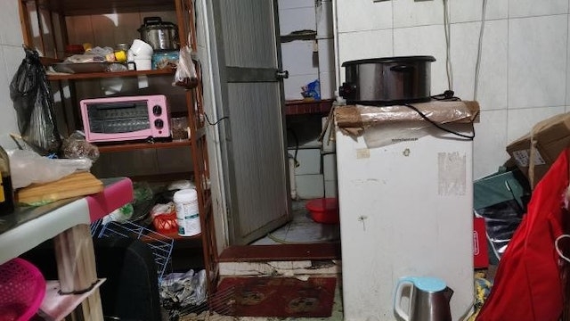 家中環境只得20平方米，可見屋內陳設極少