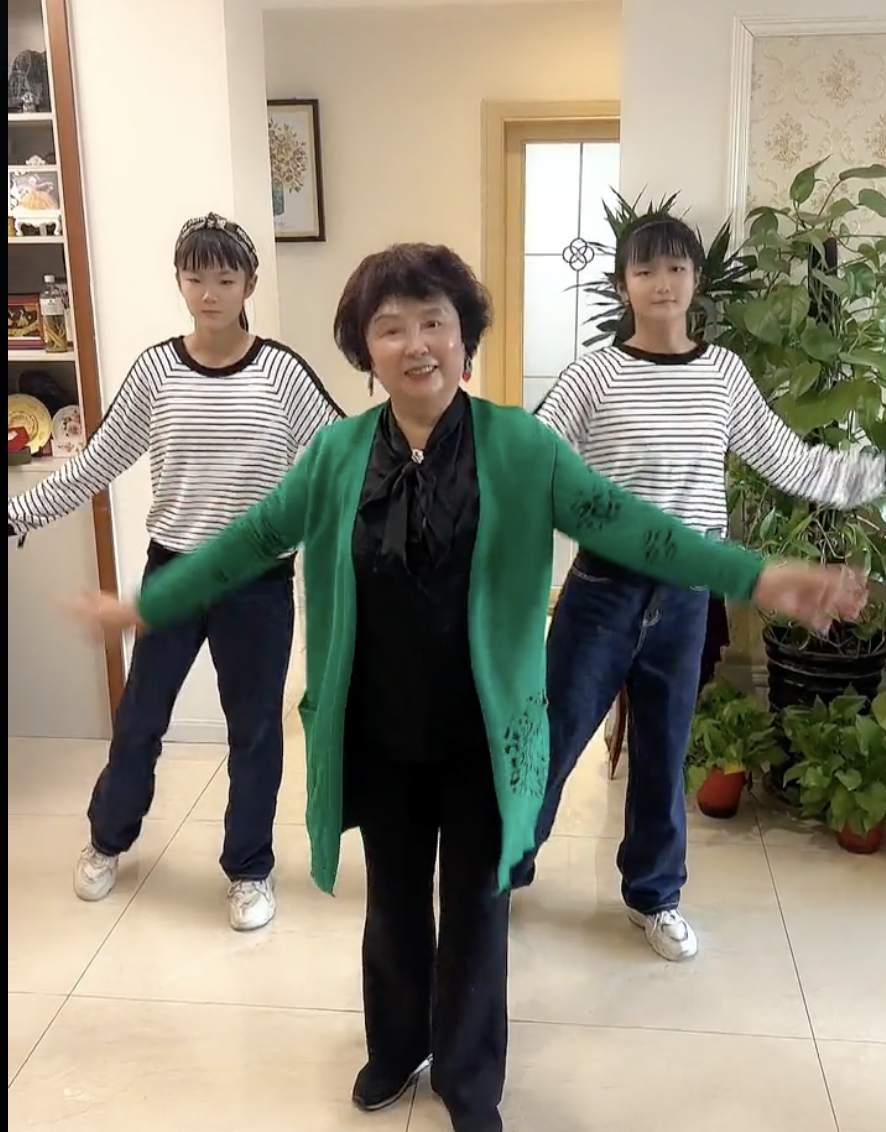 盛海琳表示自己會和女兒們好好活下去。