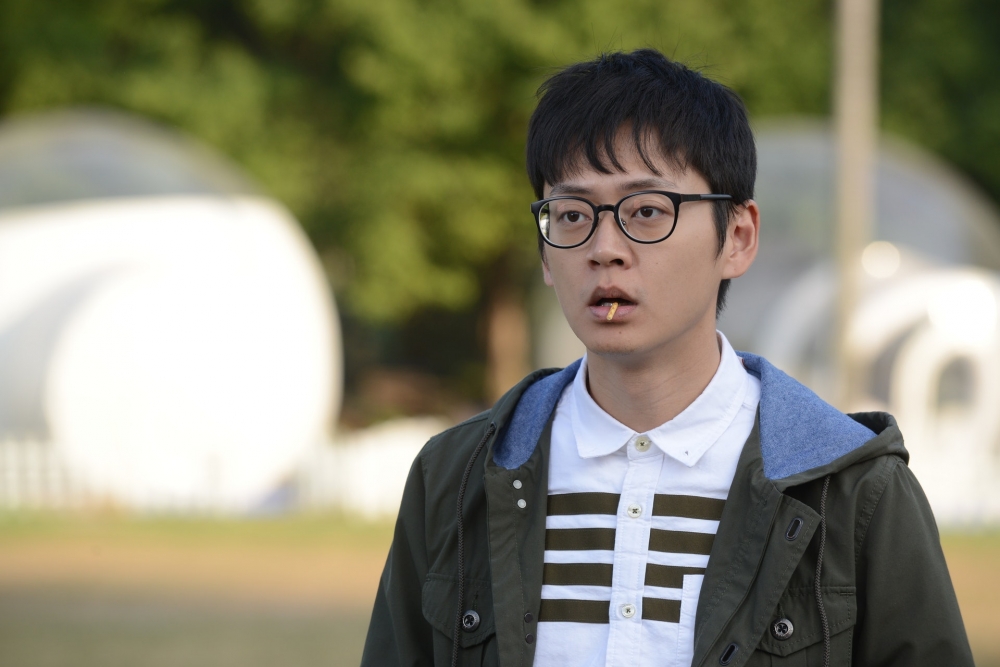 事主始終抵不住父母的嚴密監控，最後放棄跟網友來往