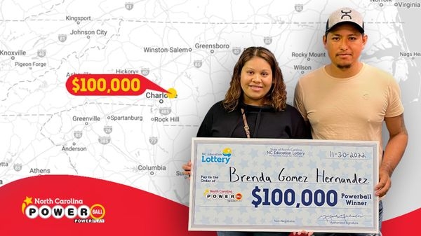 在美國一名媽媽在女兒誕生當天,同時中樂透