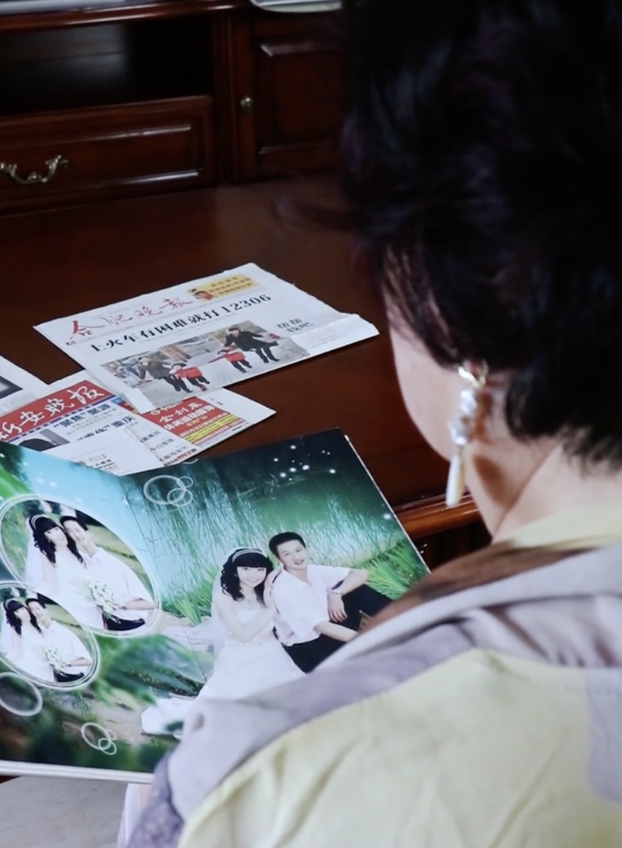 盛海琳28歲的長女和女婿死於煤氣中毒意外。