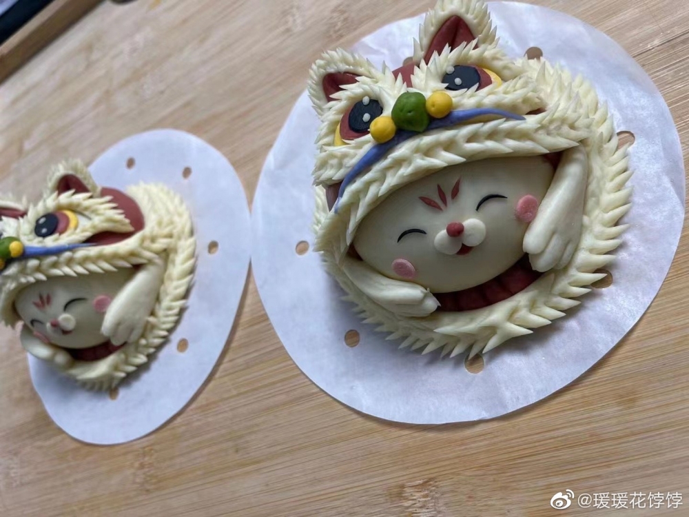 網民認為製作花餑餑非常考功夫,並非每個人都會成功。