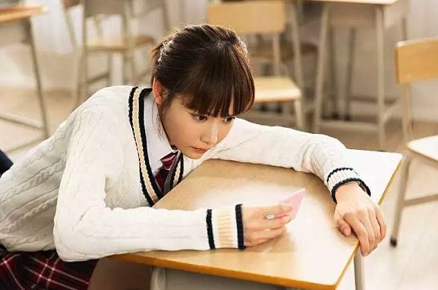 網民表示她的媽媽不像是強迫症,反而像腦退化症