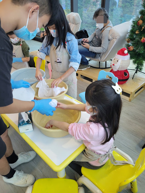 全程有職員細心指導