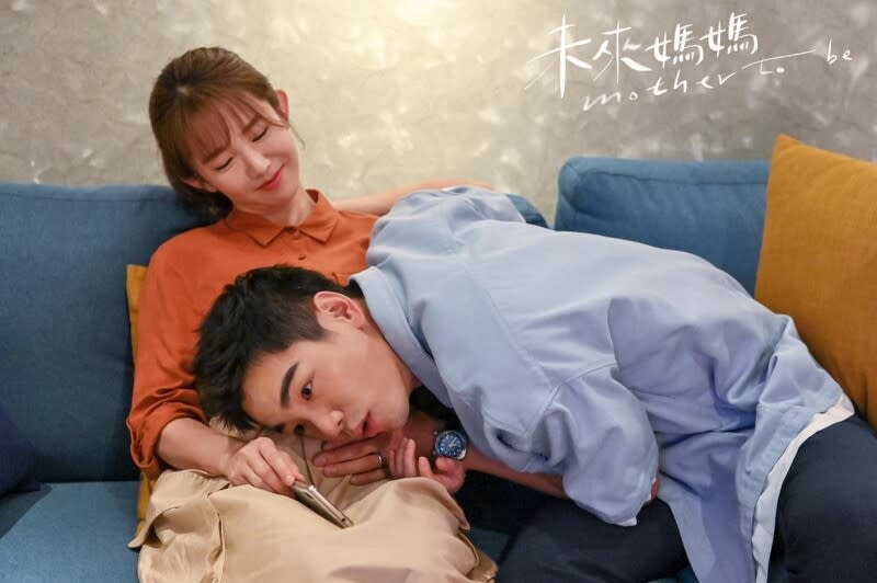 人妻好不容易在新年前通過試管懷孕。