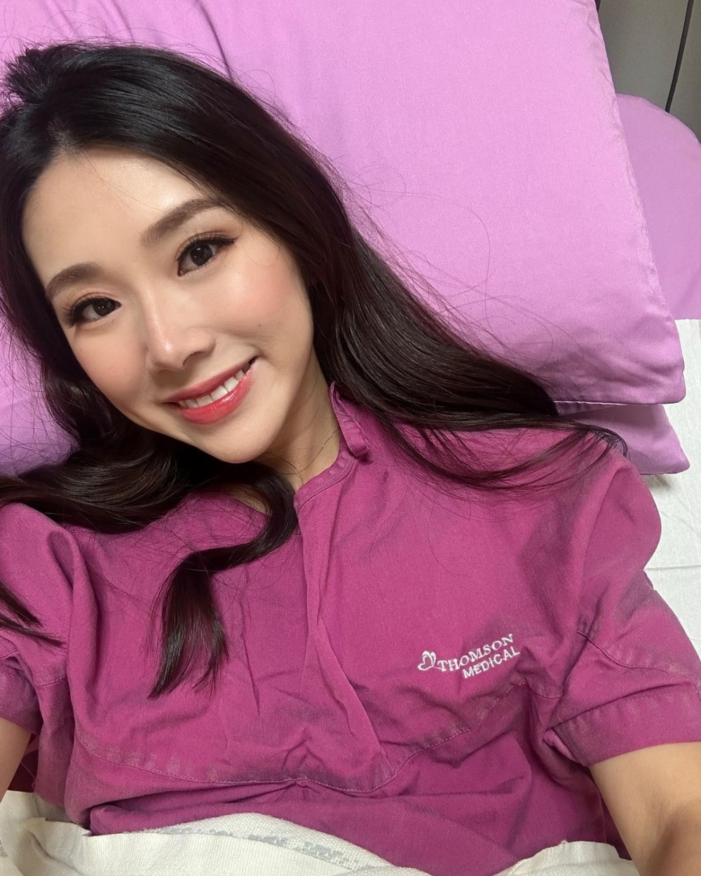 為了保持完美狀態，Mongchin Yeoh帶妝30小時進行生產。