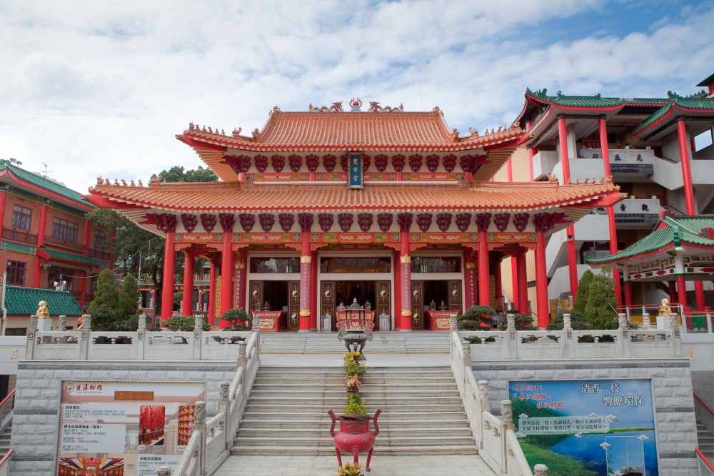 以往一到攝太歲，粉嶺蓬瀛仙館必定人山人海。