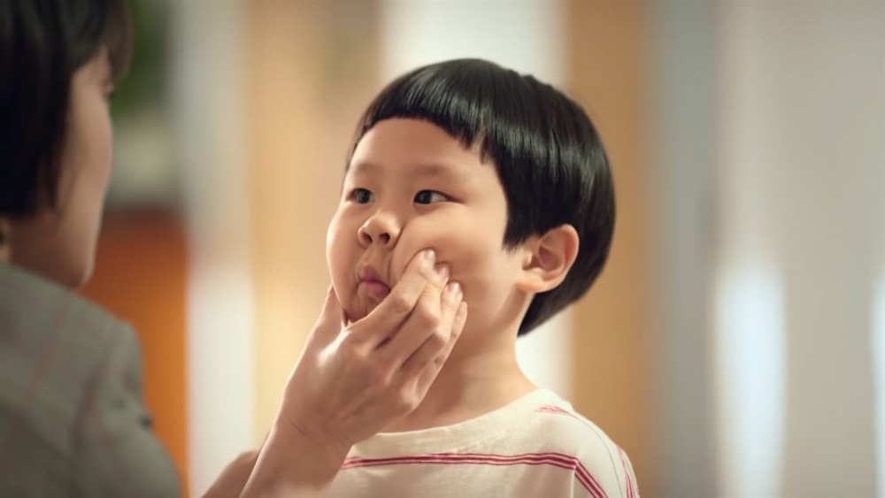 媽媽打算對兒子進行震撼式教育