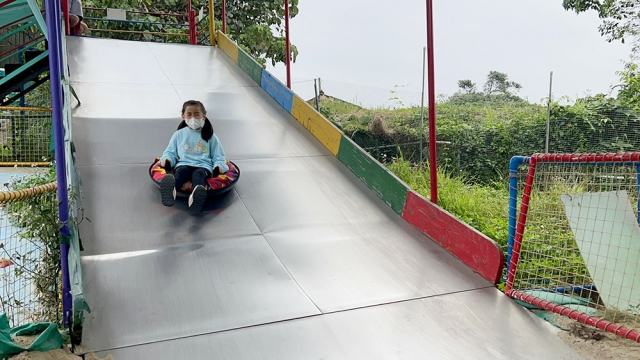 滑梯好好玩