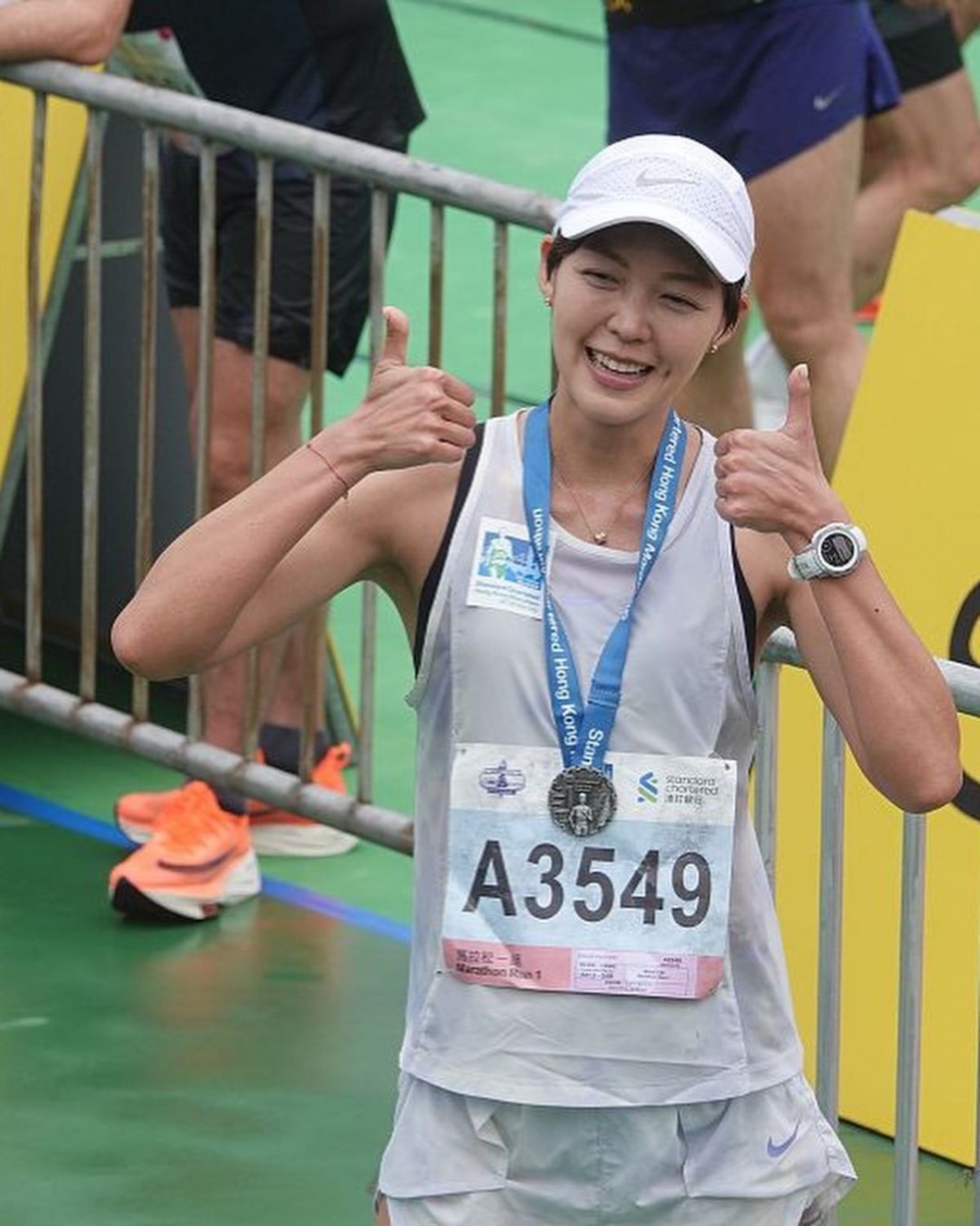 梁諾妍在渣馬賽事裡做出Sub 4時間