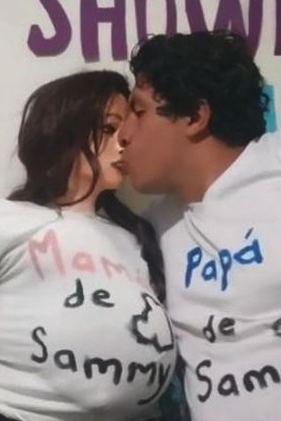 男子表示這洋娃娃名叫Natalia是一生摯愛，已經訂了婚。