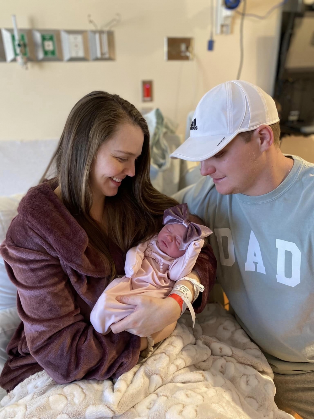 一家三口同月同日生的機率僅有13.3萬分之一。