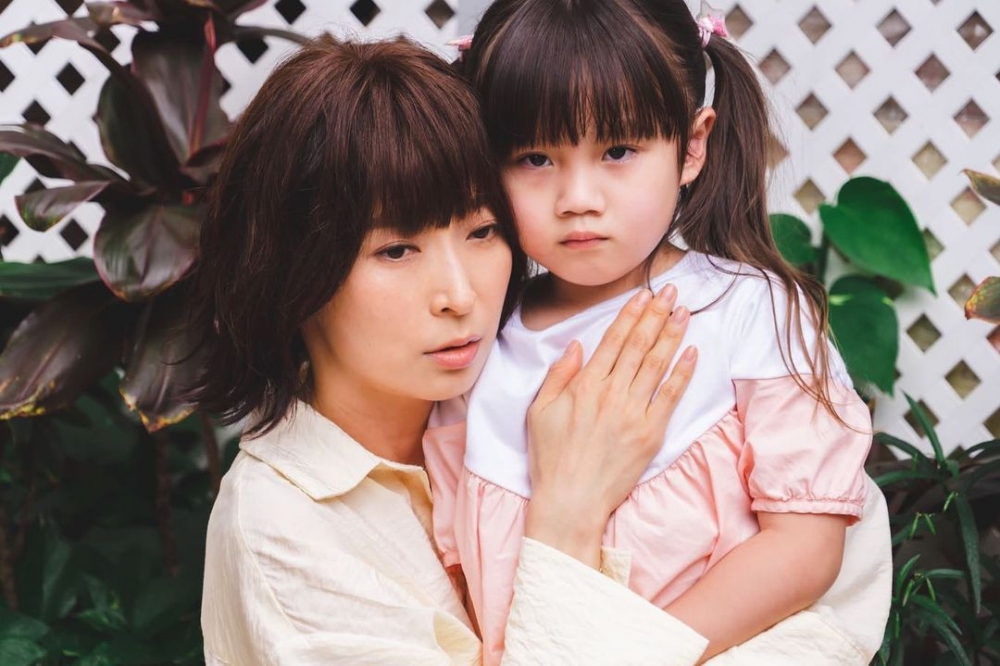 有網民不認同學校做法,認為做慈善應該看心意,而非業績。