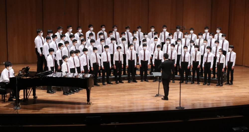 除了體育方面，男拔在音樂方面同樣有出色表現。