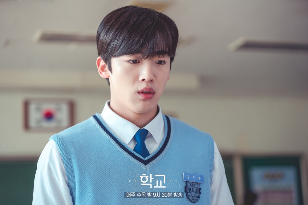 雖然兒子收到學校的獎勵，但實際上還是由家長「買單」