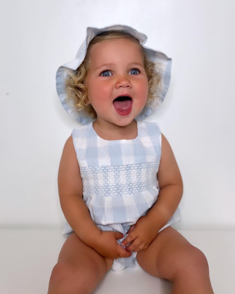 其他網民不認同性別誤導之說,認為這些想法非常古板。